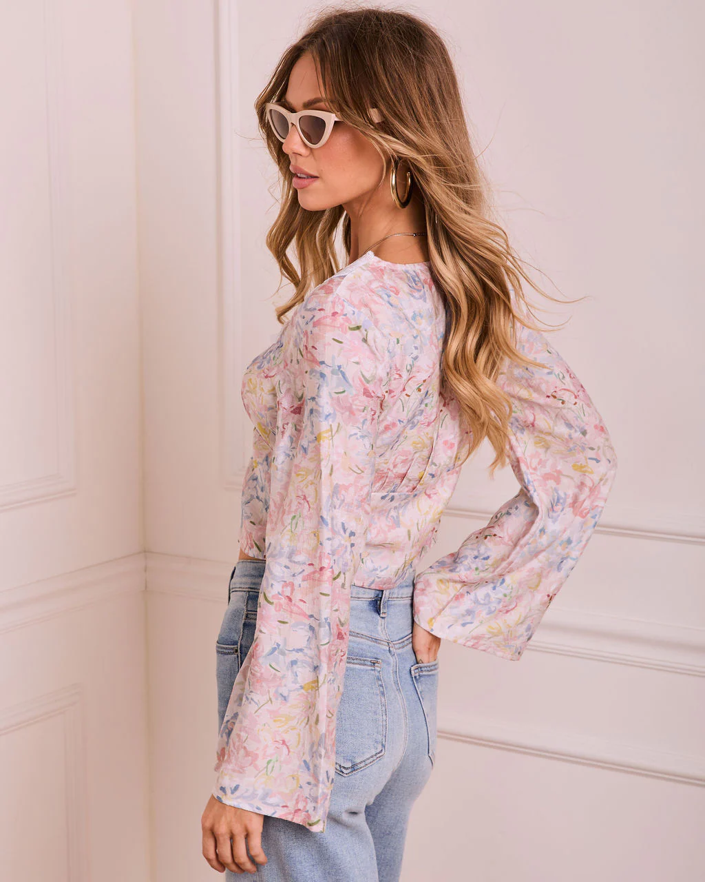 Airy Muse Floral Lace Trim Flyaway Top - Image 4