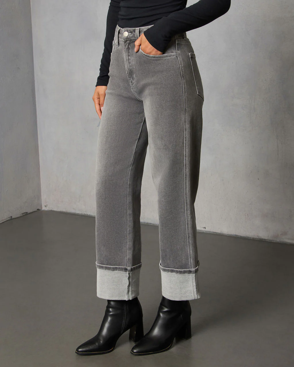 Amiri Super Stretch High Rise Straight Jeans - Image 3