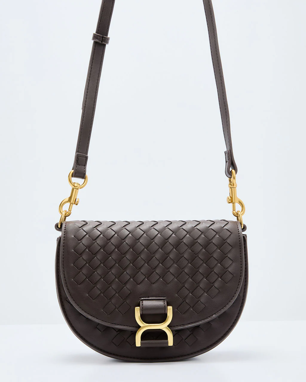 Annalyn Woven Crossbody Bag - Image 6