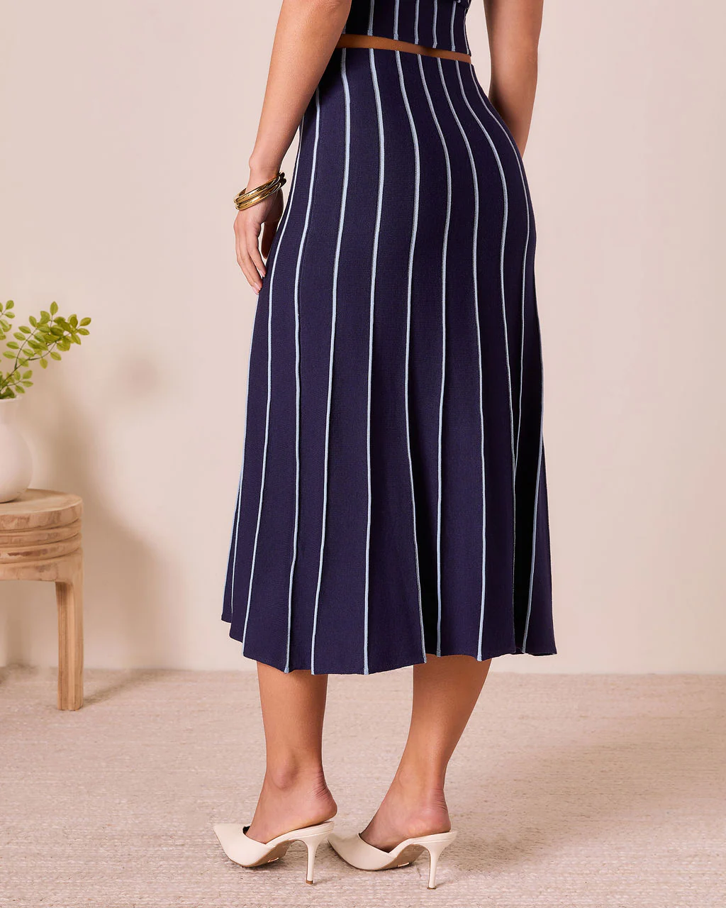 Ashlin Contrast Striped Maxi Skirt - Image 10