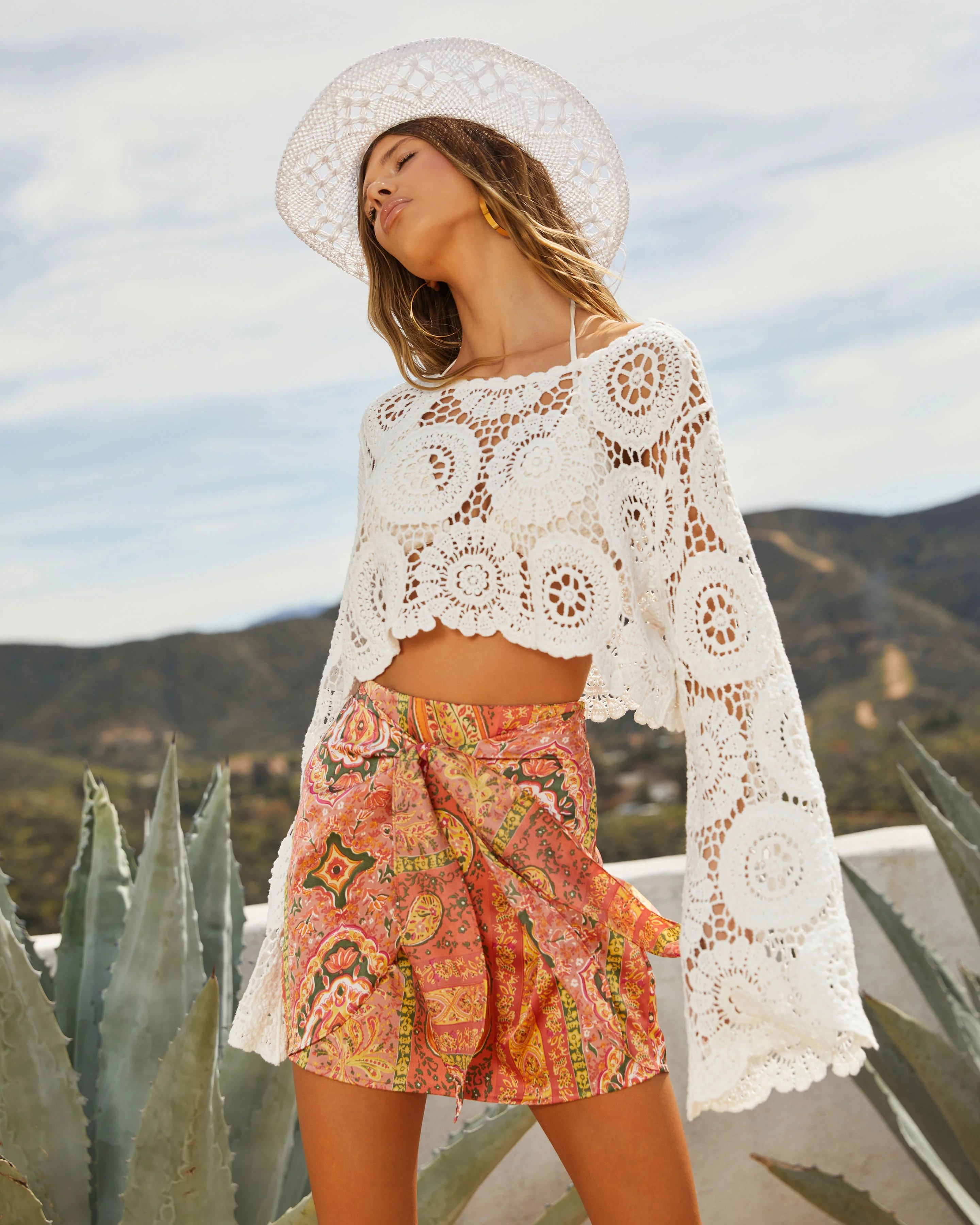 Boho Breeze Long Sleeve Crochet Top - Image 3