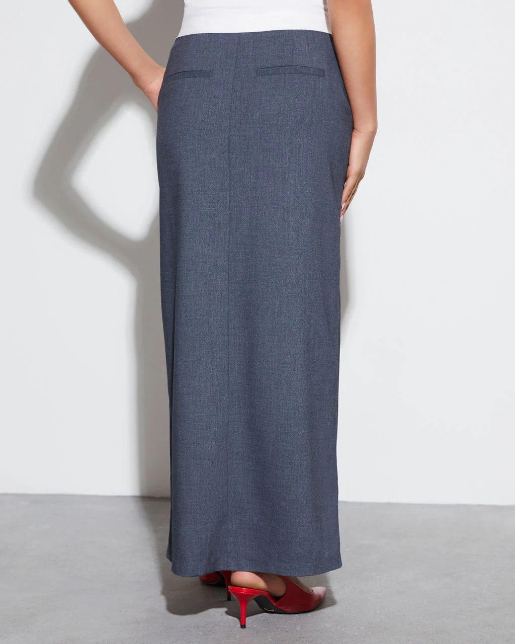 Boss Babe Pocketed Midi Skirt - Image 4
