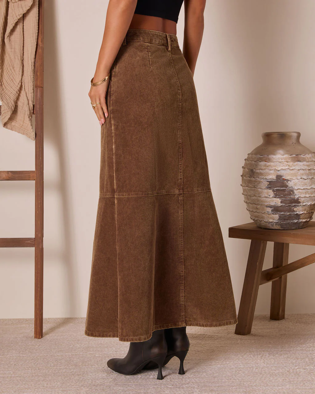 Caresse Corduroy Maxi Skirt - Image 4