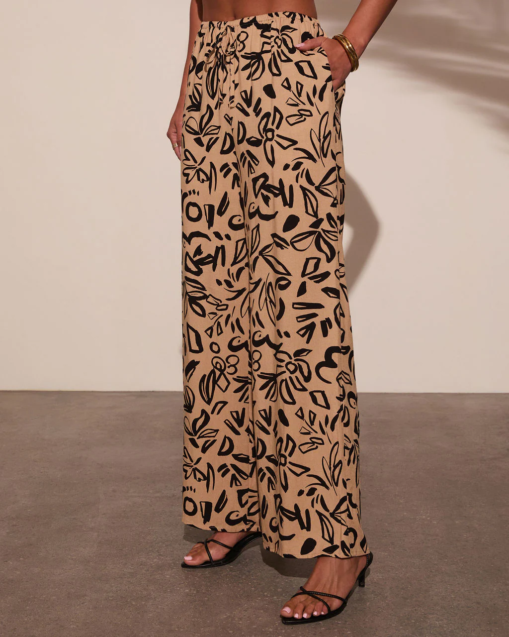 Carriena Abstract Print Pants - Image 3