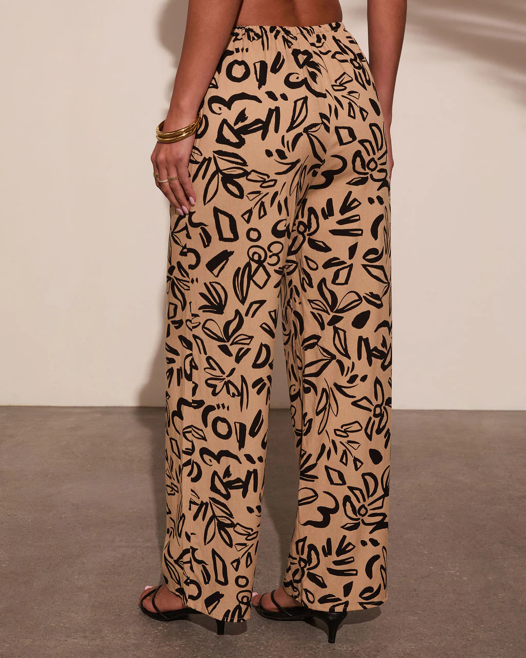 Carriena Abstract Print Pants - Image 4