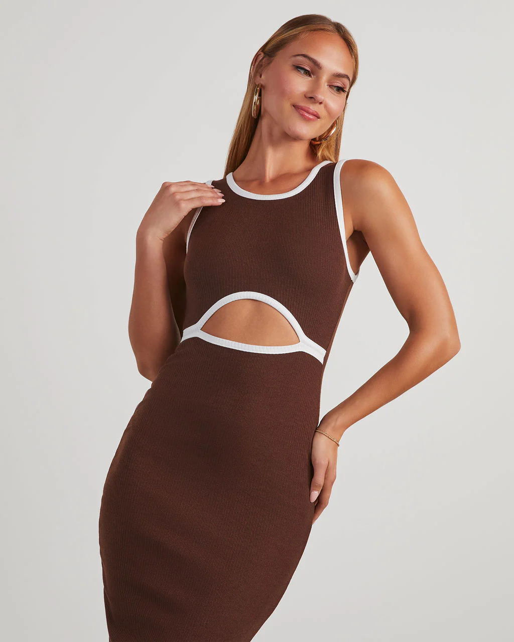 Cici Scoop Neck Bodycon Midi Dress - Image 14