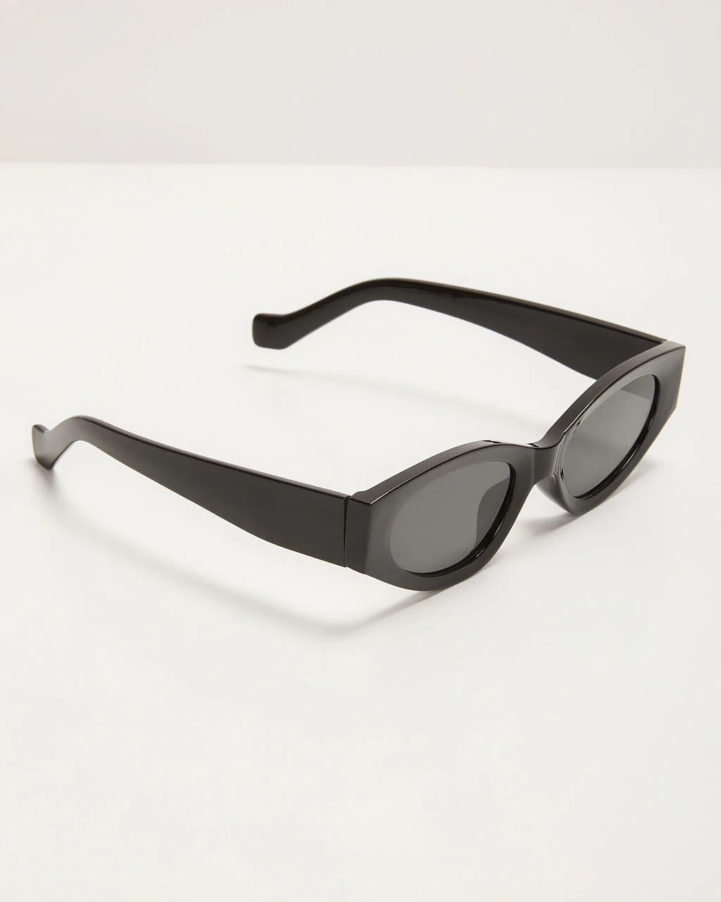 Clarisse Slim Cat Eye Sunglasses - Image 3