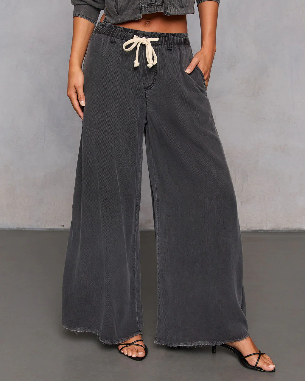 Easy Mode Drawstring Pants - Image 2