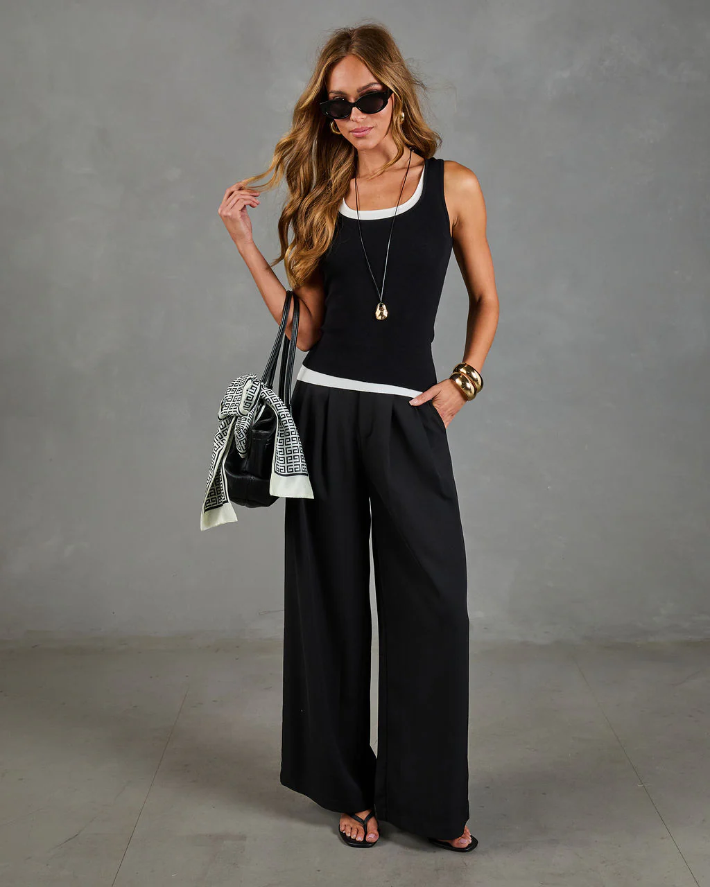 Effortless Frame Contrast Dual Layer Tank Top - Image 2