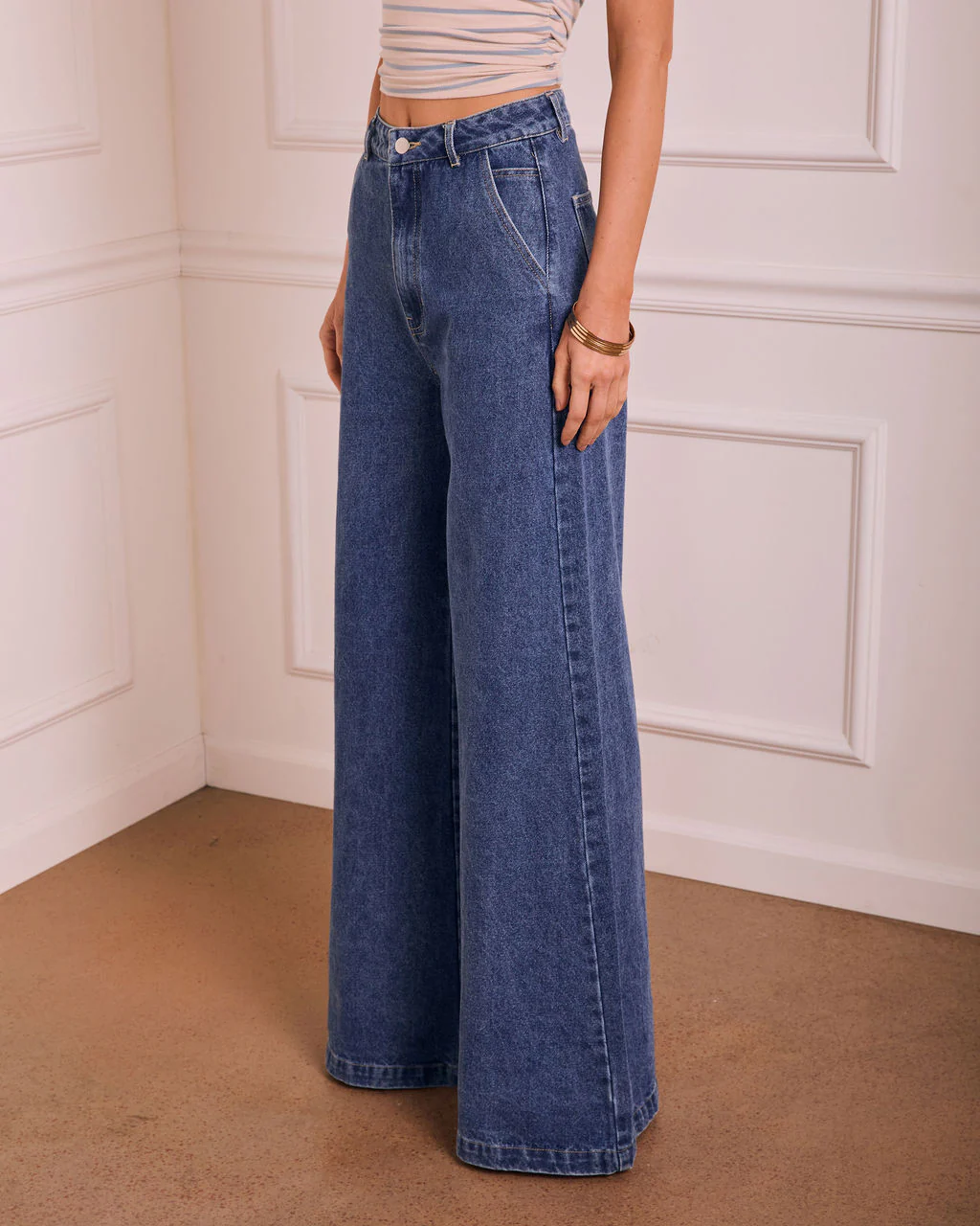 Elaris Stretch Mid Rise Wide Leg Jeans - Image 3