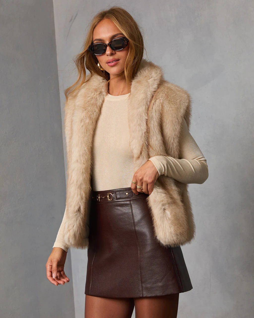 Elowen Sage Faux Fur Vest - Image 3