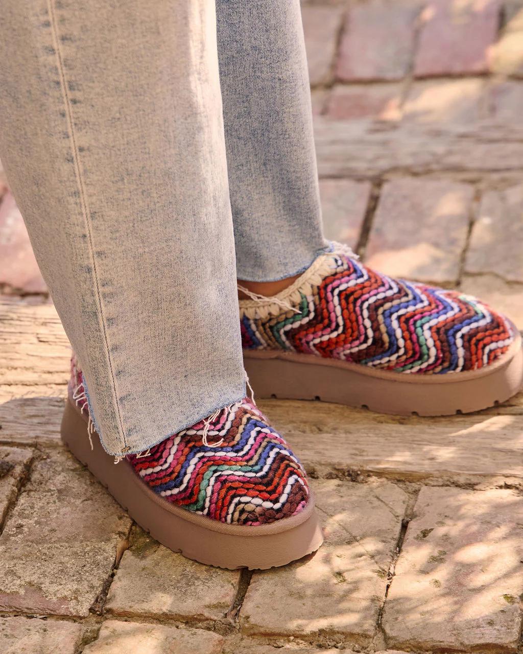 Emberlane Embroidered Platform Mules - Image 3