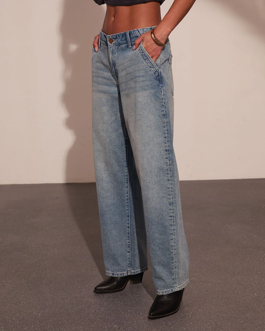 Emrie Rigid Mid Rise Barrel Leg Jeans - Image 3