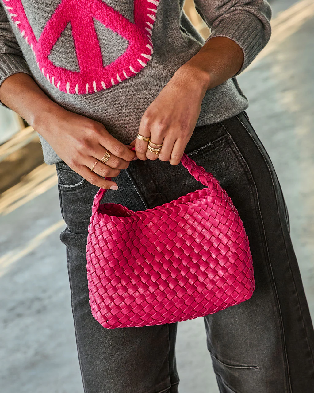 Fiah Textured Woven Vegan Leather Bag - Image 11