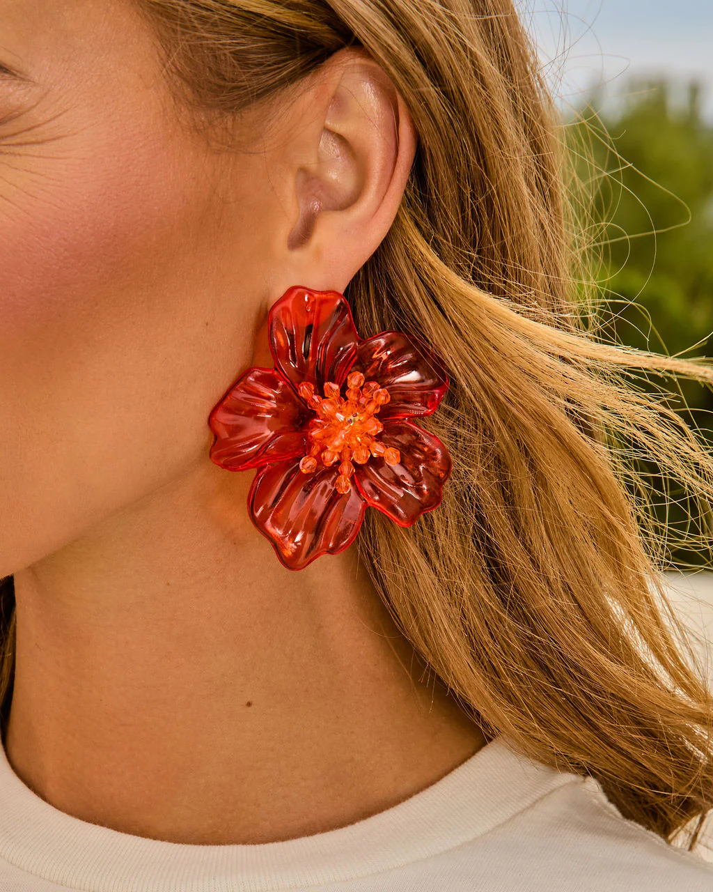 Florena Resin Flower Earrings - Image 7