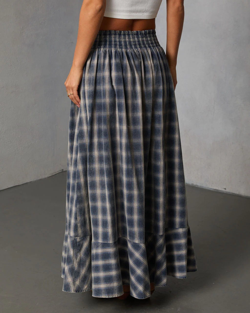 Gesibella Ruffle Hem Plaid Maxi Skirt - Image 4