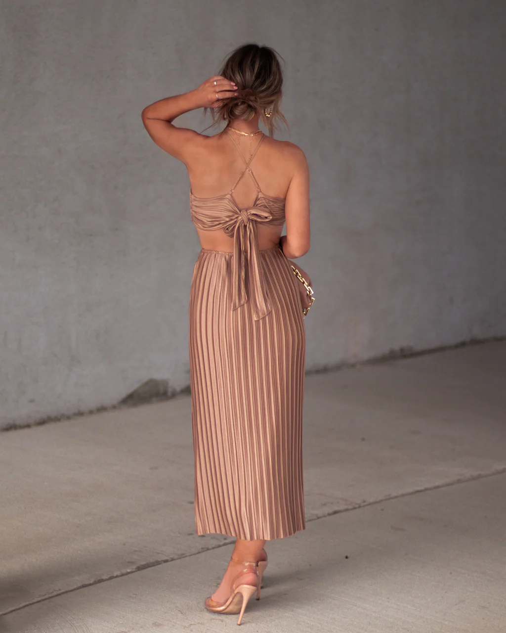 Hollywood Dreams Pleated Tie Back Midi Dress - Image 4
