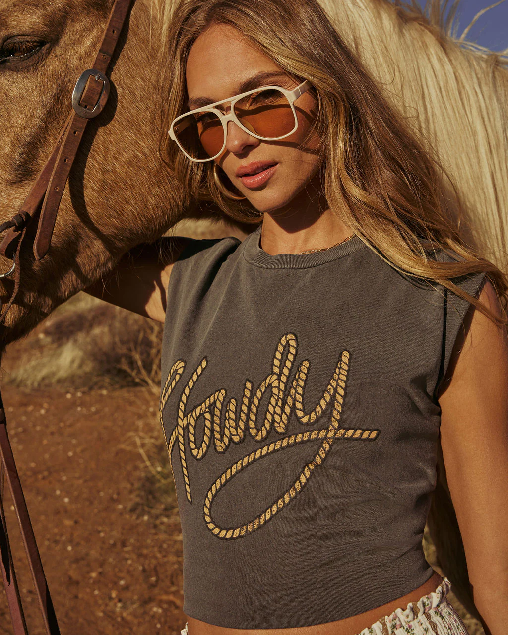 Howdy Graphic Muscle Tee - Image 6