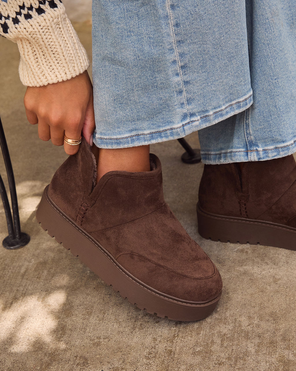 Isenrae Slip Ankle Boot - Image 13