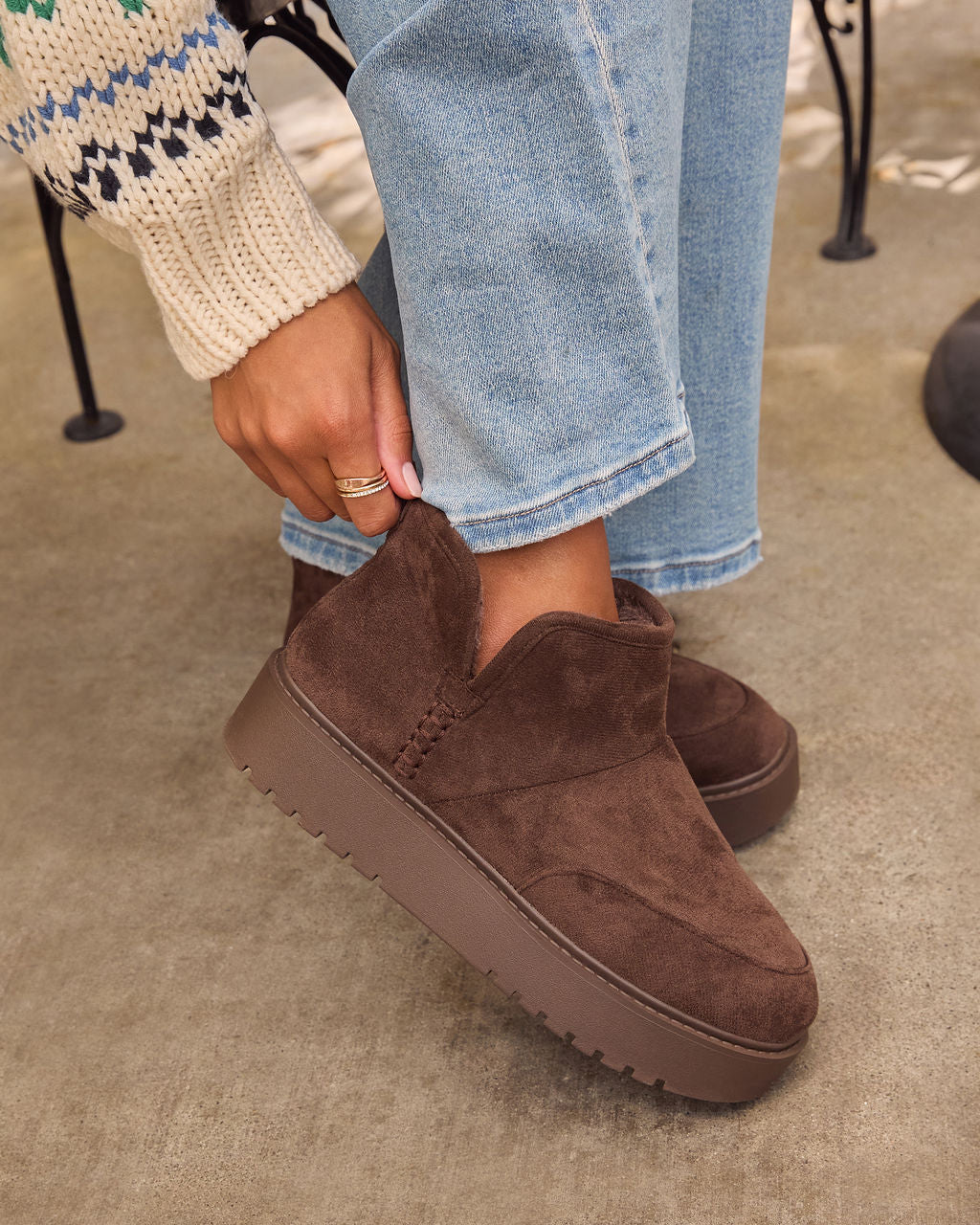 Isenrae Slip Ankle Boot - Image 17