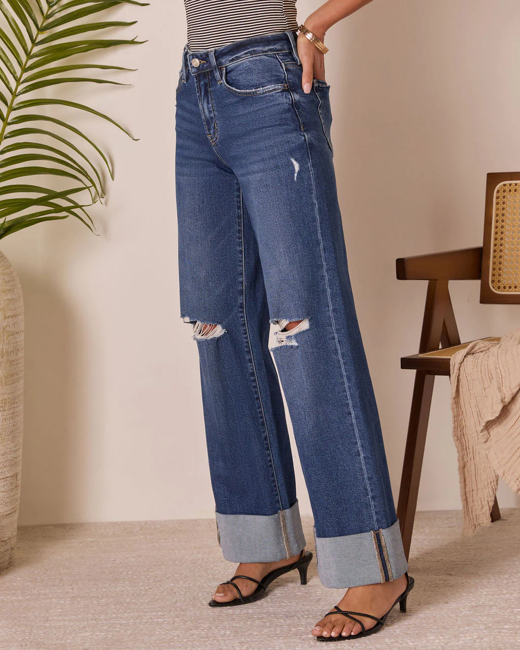 Jaidan Stretch High Rise Wide Leg Distressed Cuffed Jeans - Image 3