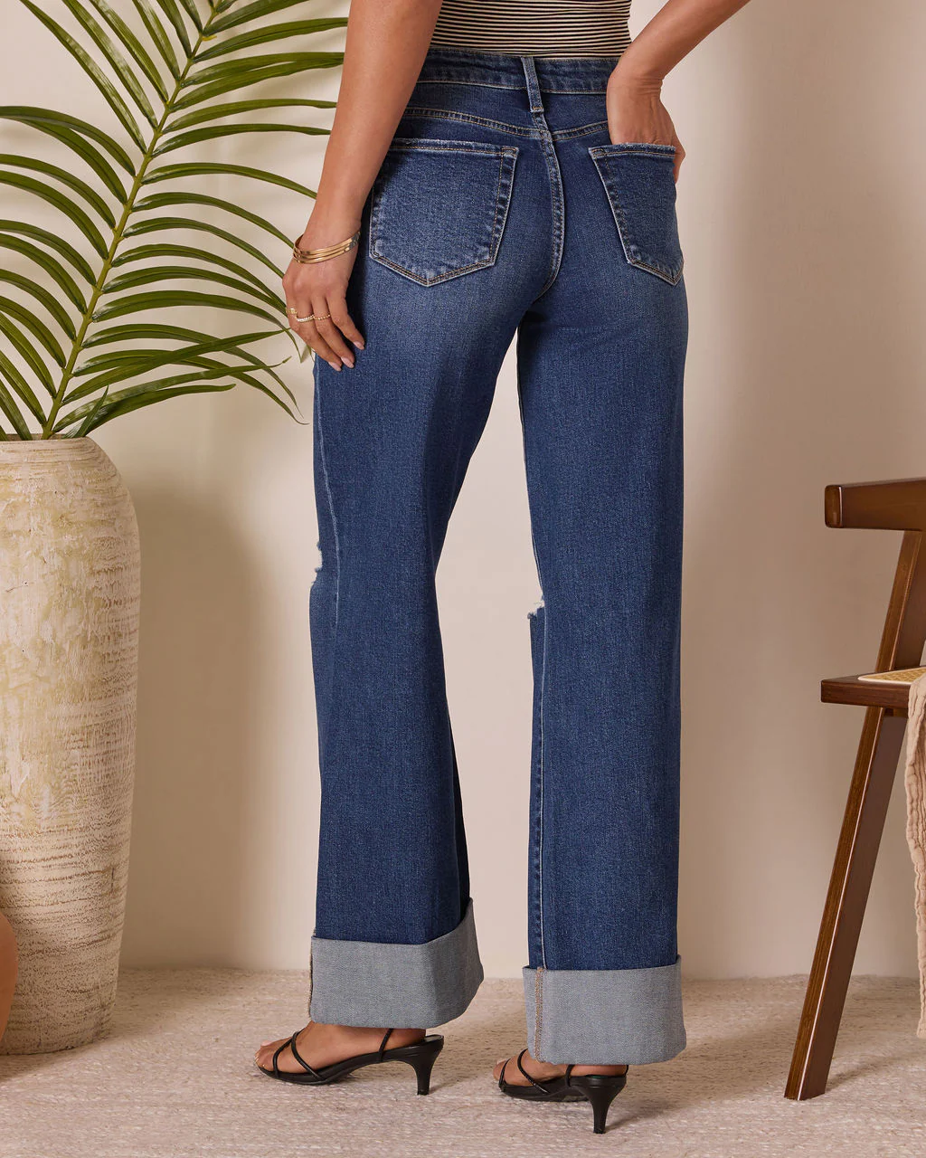 Jaidan Stretch High Rise Wide Leg Distressed Cuffed Jeans - Image 4