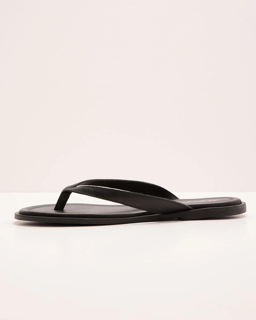 Javana Vegan Leather Flip Flops - Image 3