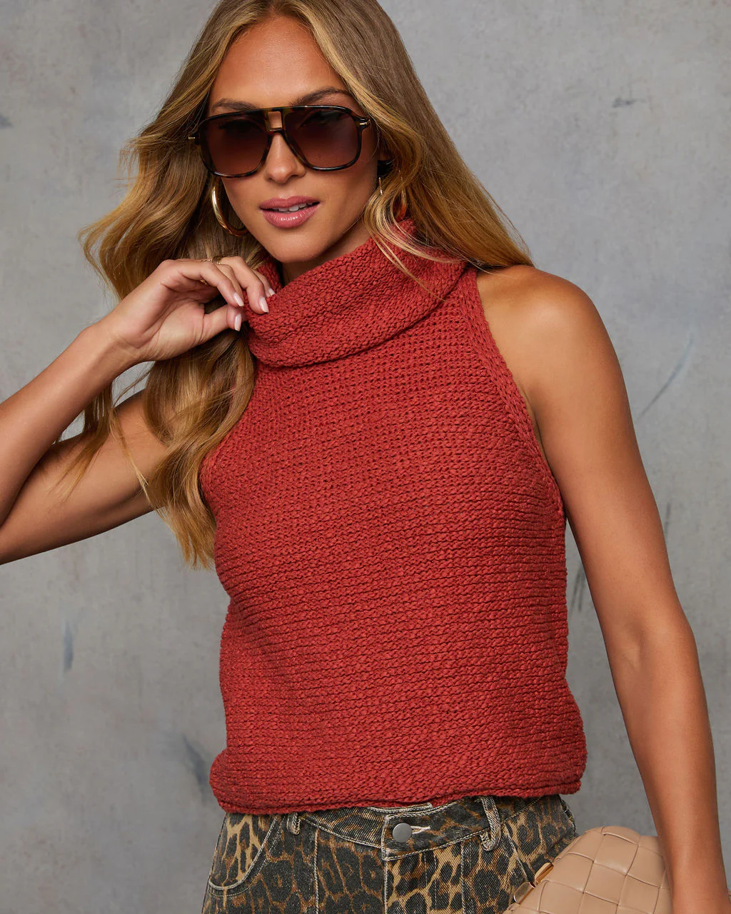 Karlah Sleeveless Turtleneck Top - Image 18