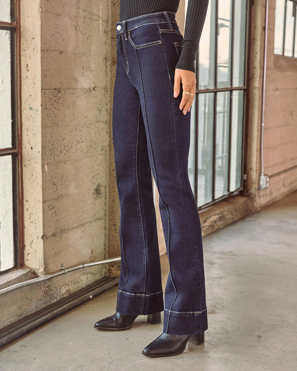 Kenslie Super Stretch Bootcut Jeans - Image 3
