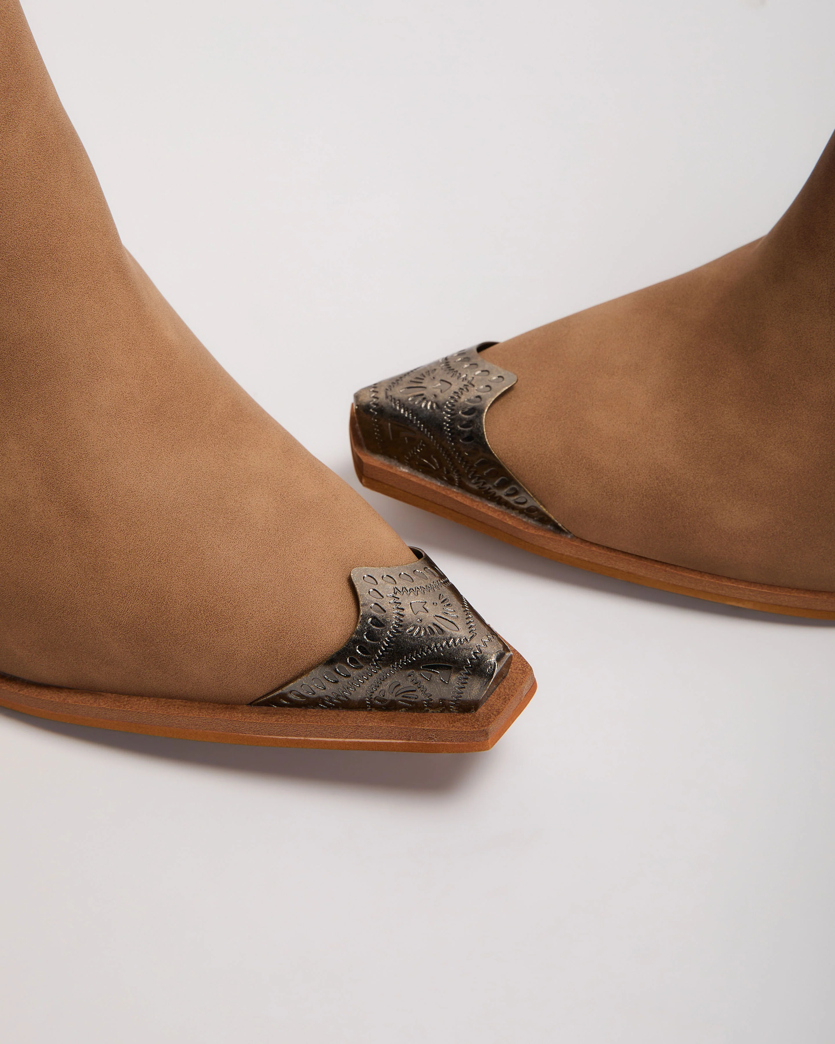 Lanor Classic Western Bootie - Image 5