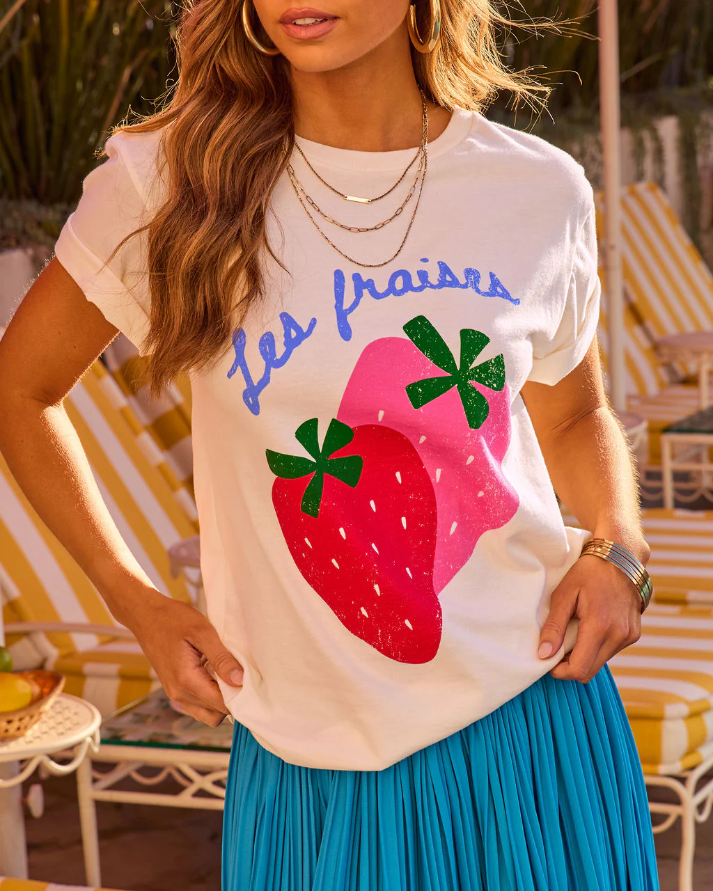 Les Fraises Strawberry Short Sleeve Graphic Tee - Image 3