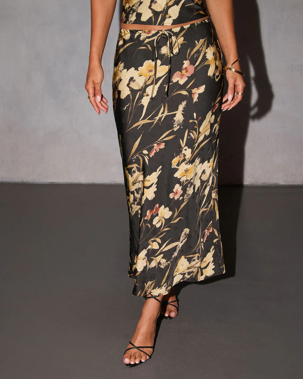 Lorei Drawstring Maxi Skirt - Image 5
