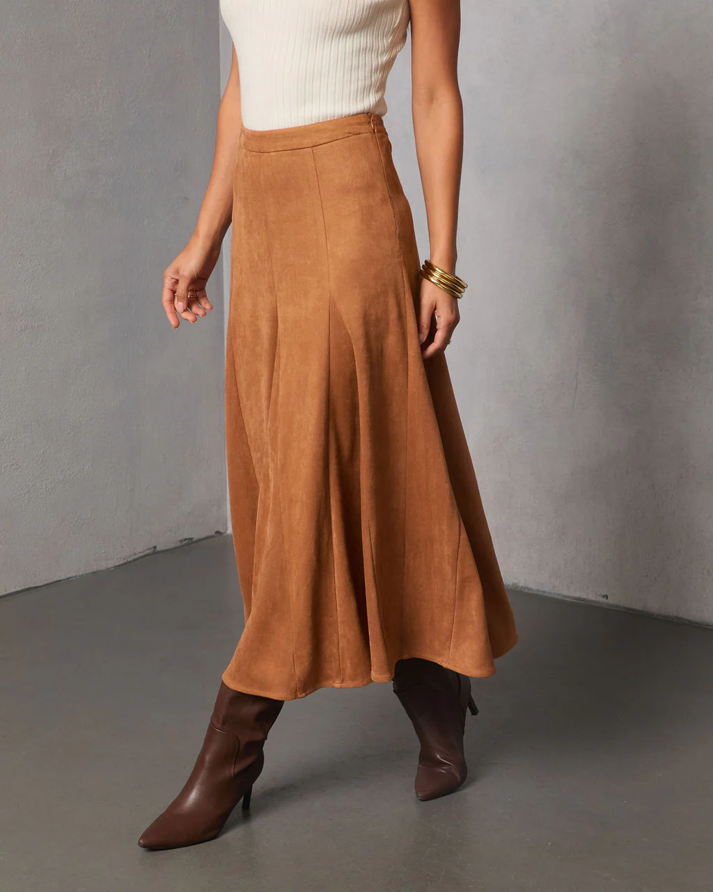 Maicie Pleated Faux Suede Maxi Skirt - Image 3