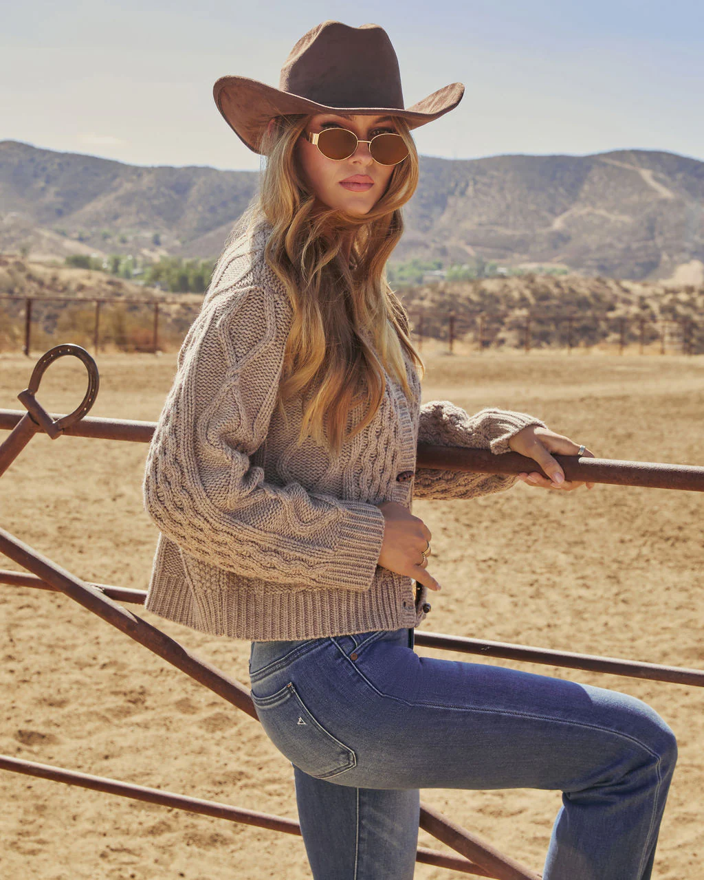 Meneah Cable Knit Cardigan - Image 3