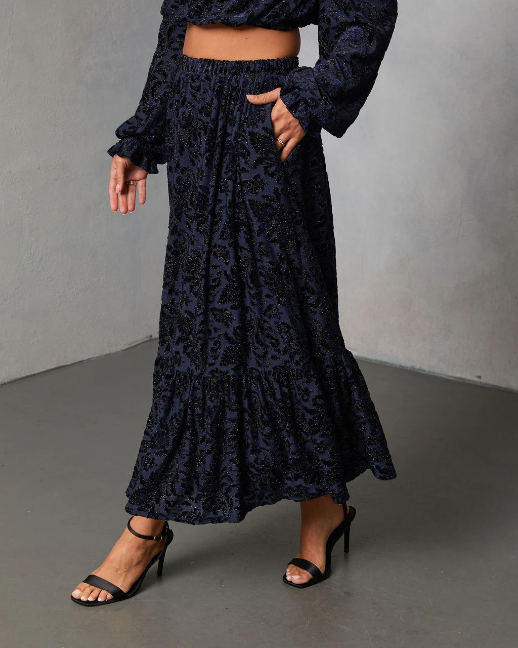 Miriza Flocked Mesh Velvet Midi Skirt - Image 3