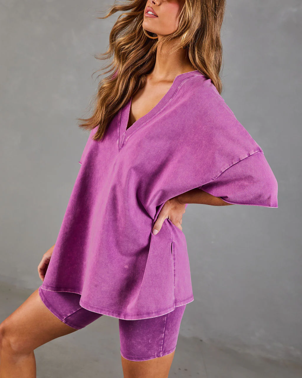 Modern Pulse Reversible Oversized Tee - Image 21