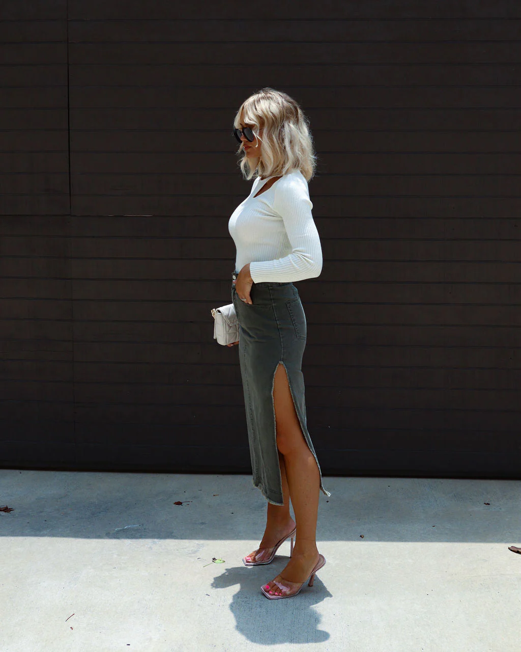 Montclair Cutout Ribbed Knit Sweater Top - Image 11