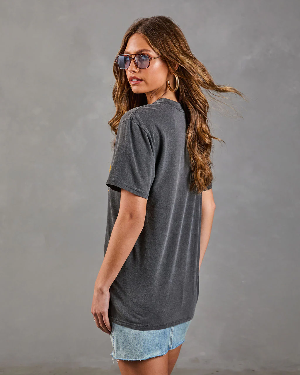 Mother Tiger Short Sleeve Graphic Tee - Image 4