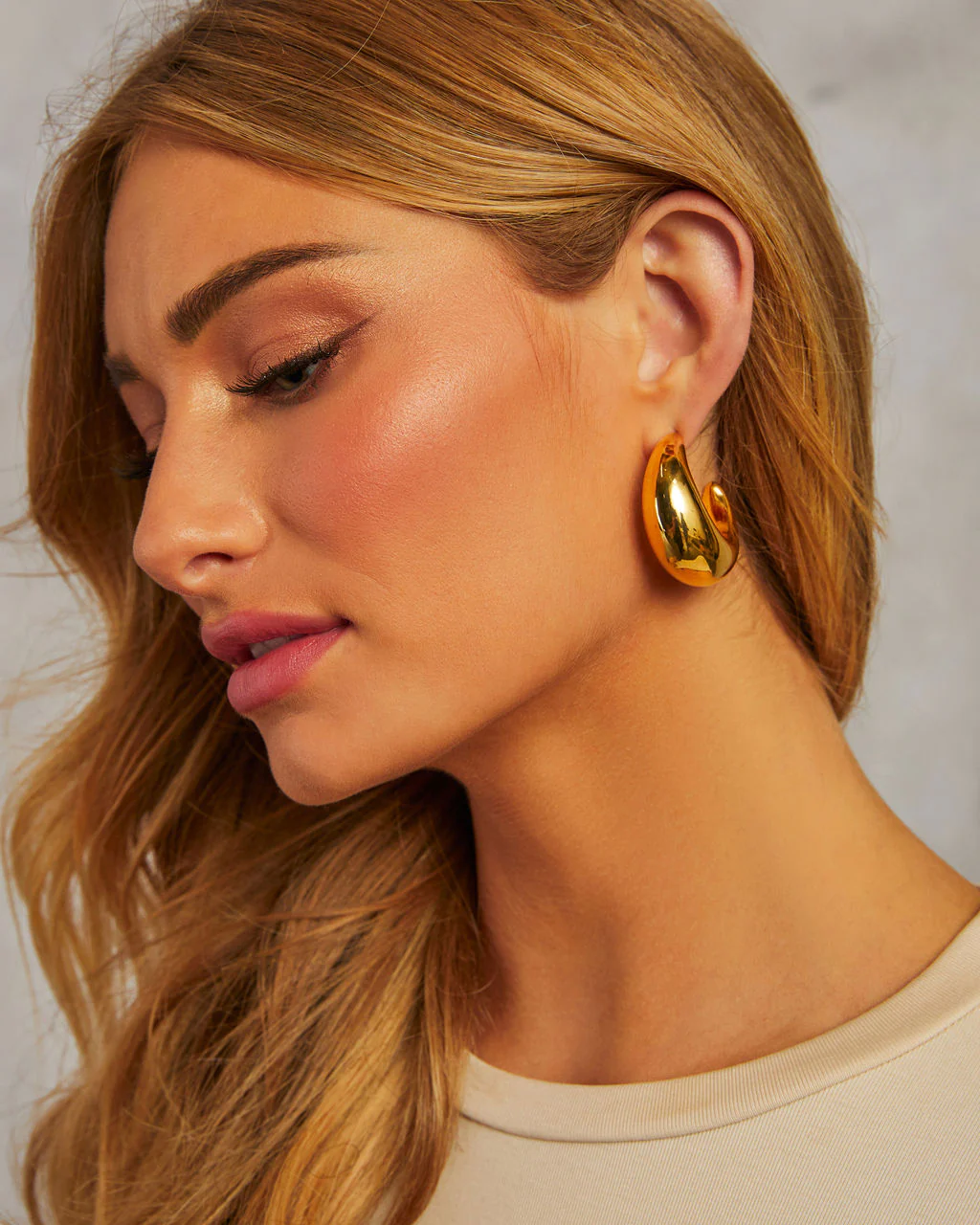 Night Life Crescent Moon Hoop Earrings - Image 8