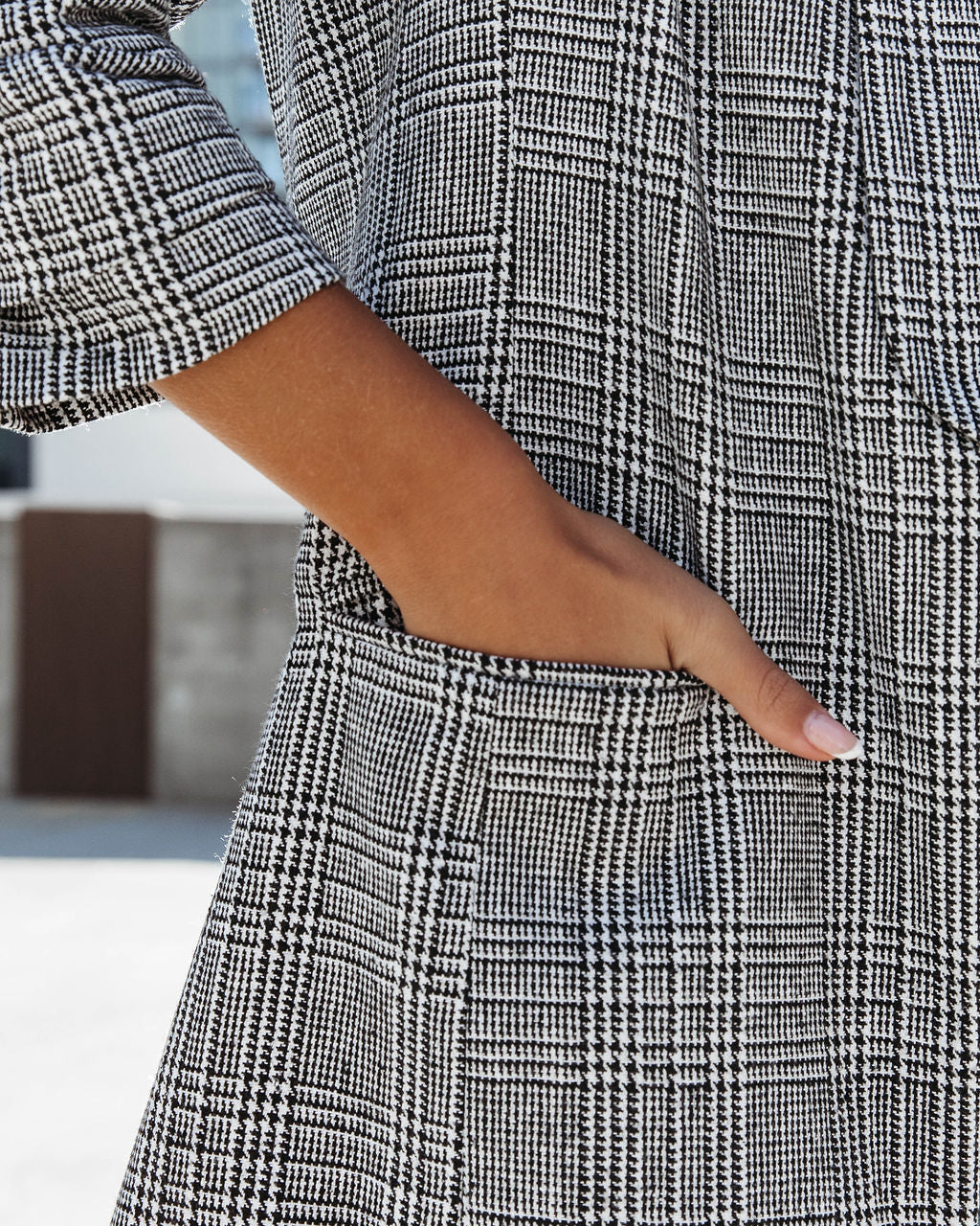 Oxnard Pocketed Houndstooth Blazer - Image 2