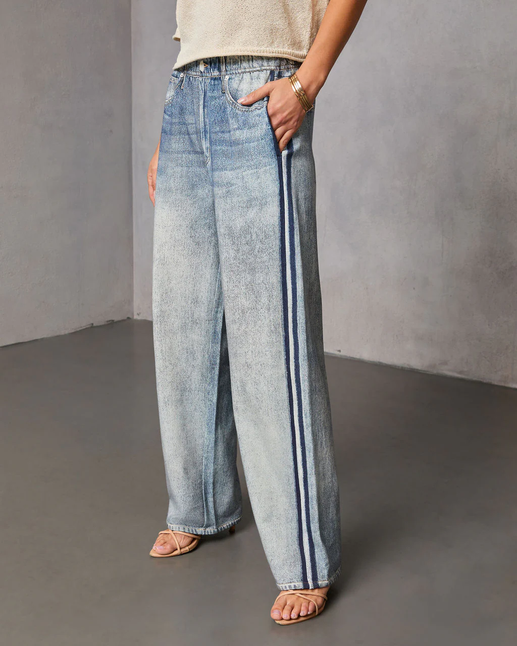 Presilla Contrast Stripe Sweatpant Jeans - Image 9