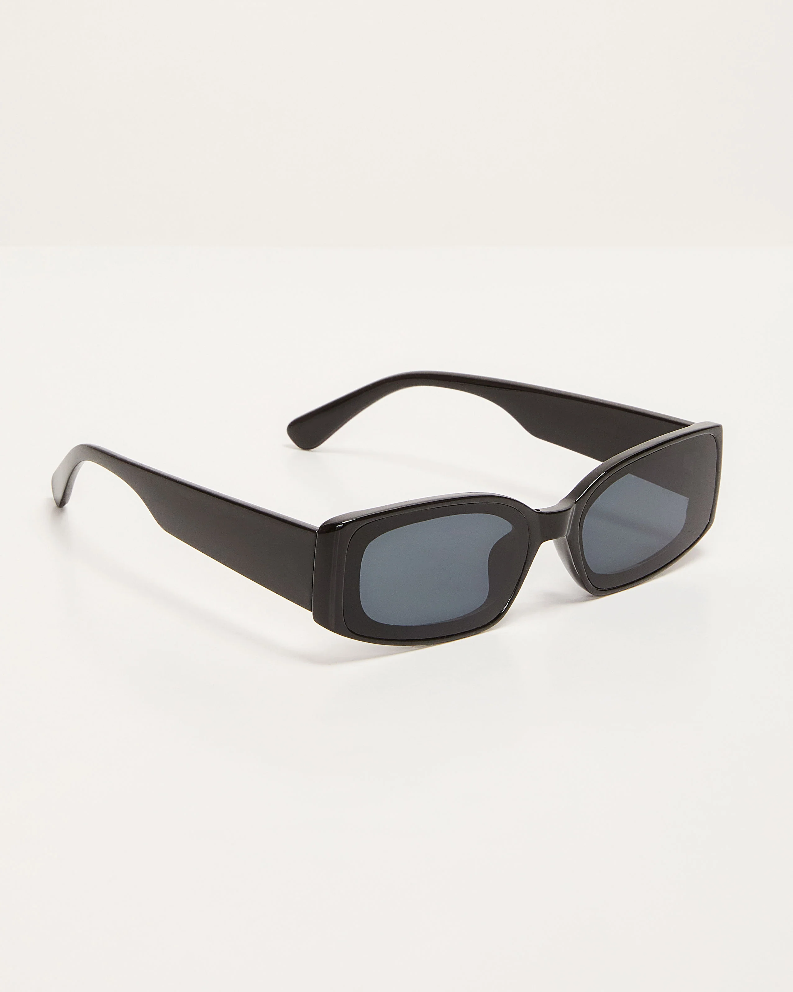 Presley Slim Rectangle Sunglasses - Image 4