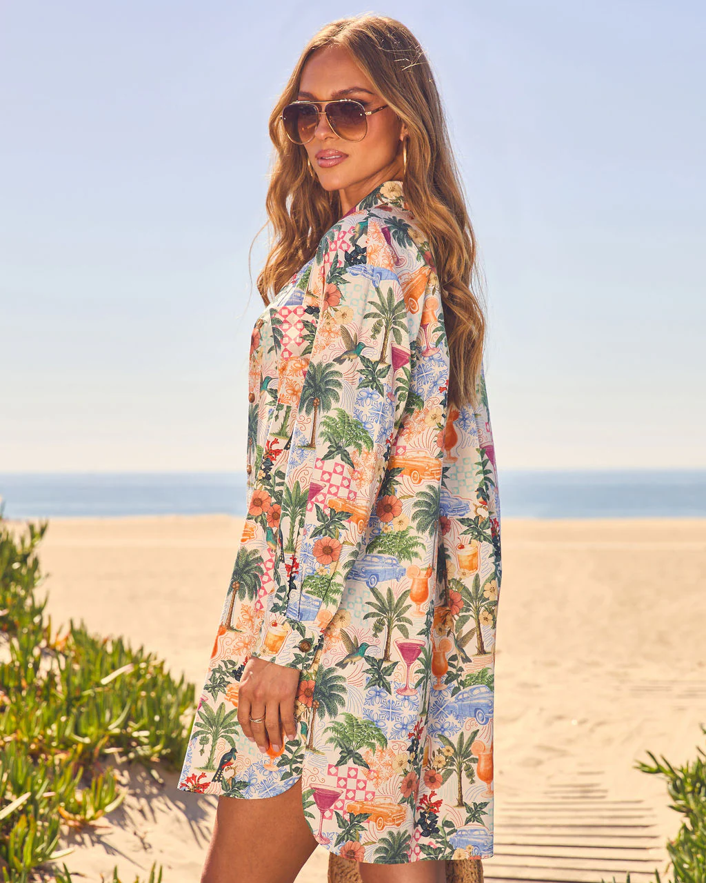Queen Retro Printed Shirt Dress - Image 4