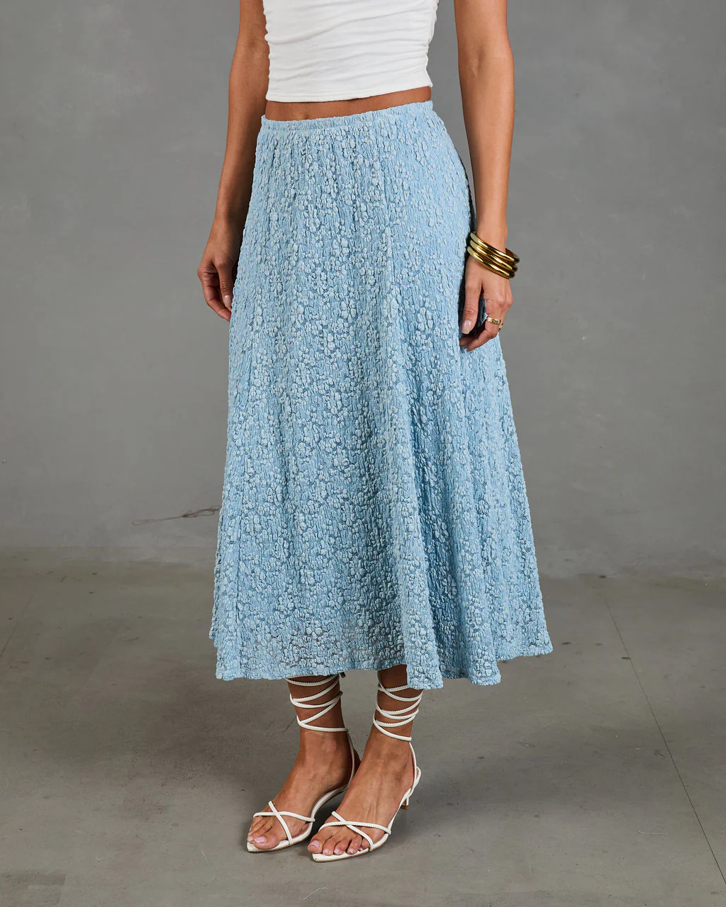 Refined Style Smocked Floral Lace Midi Skirt - Image 3
