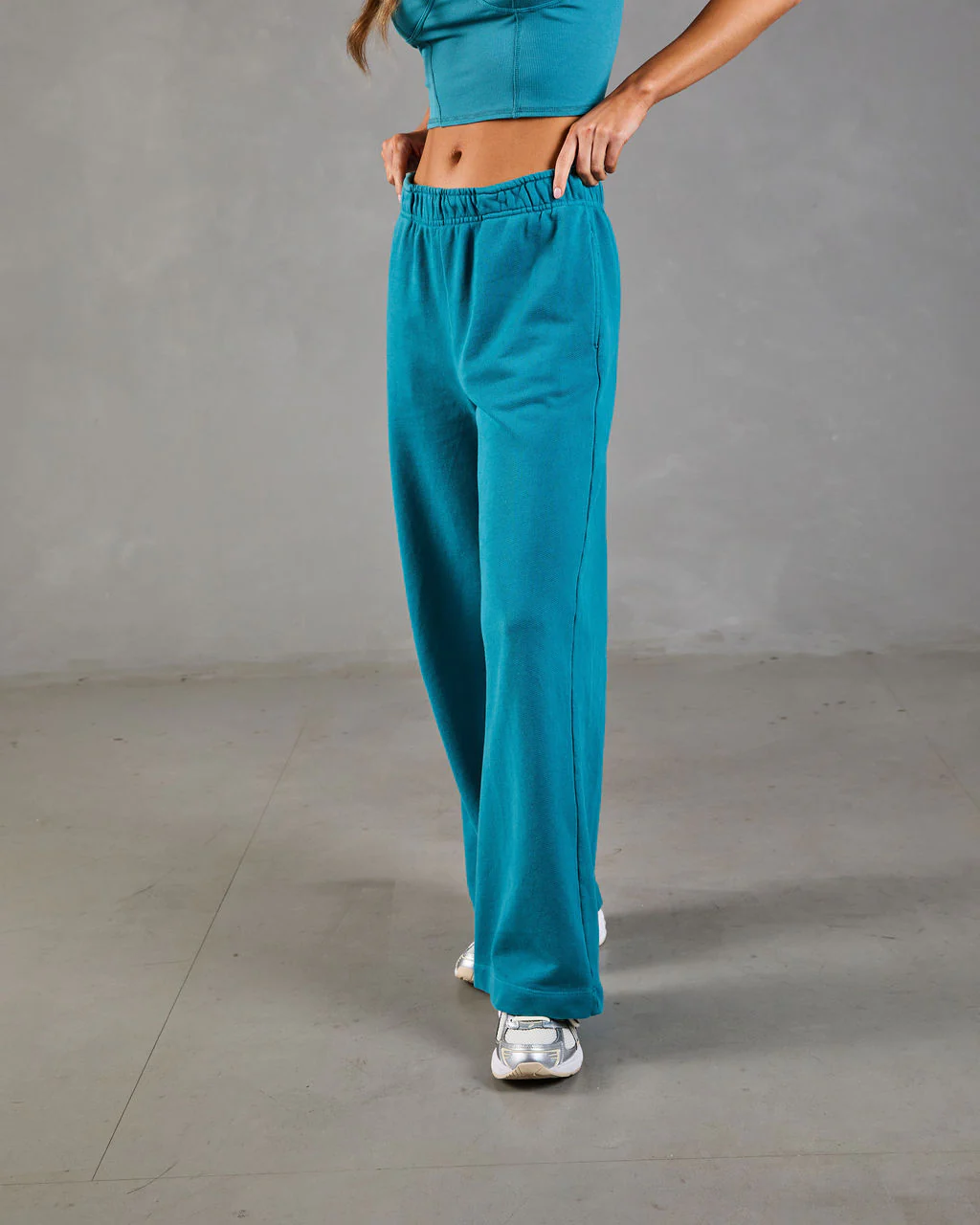 Refined Form Mid Rise Sweatpants - Image 3