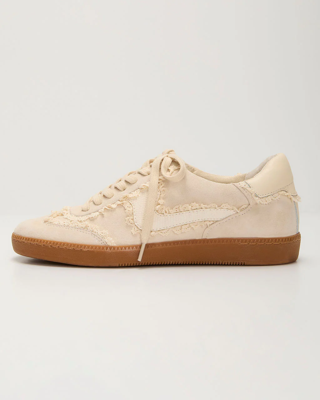Right Catch Sneakers - Image 11