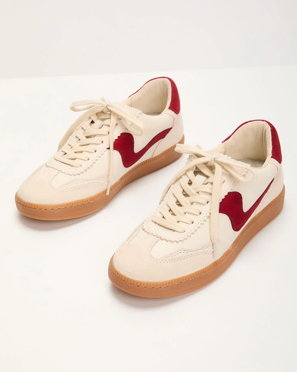 Right Catch Sneakers - Image 26