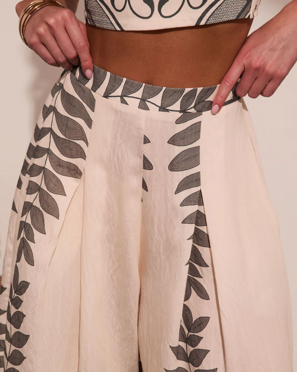 Riviera Nights Tropical Paisley Print Wide Leg Pants - Image 6