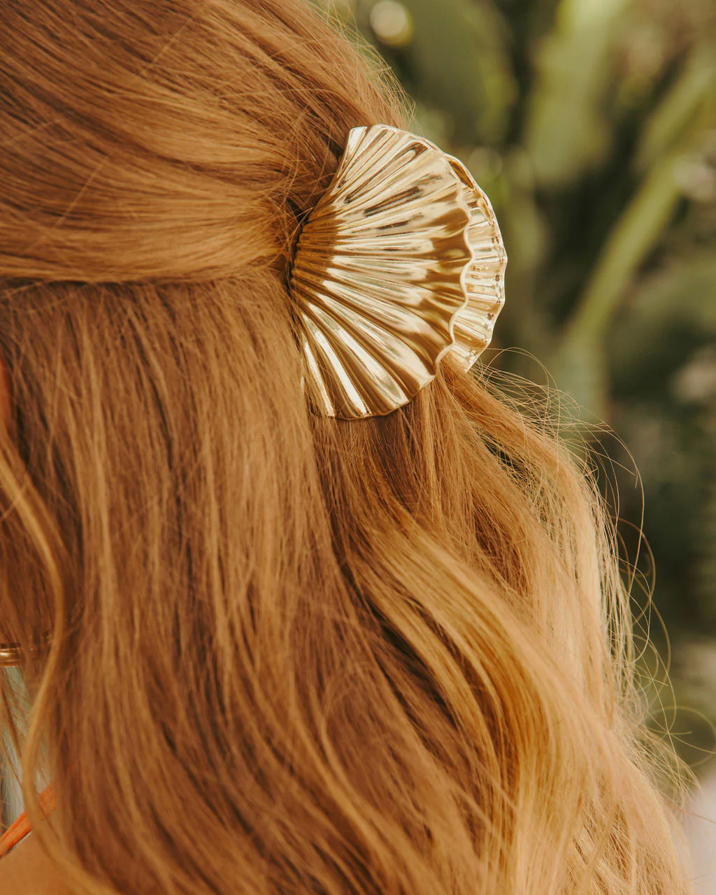 Sallie Seashell Hair Clip - Image 2