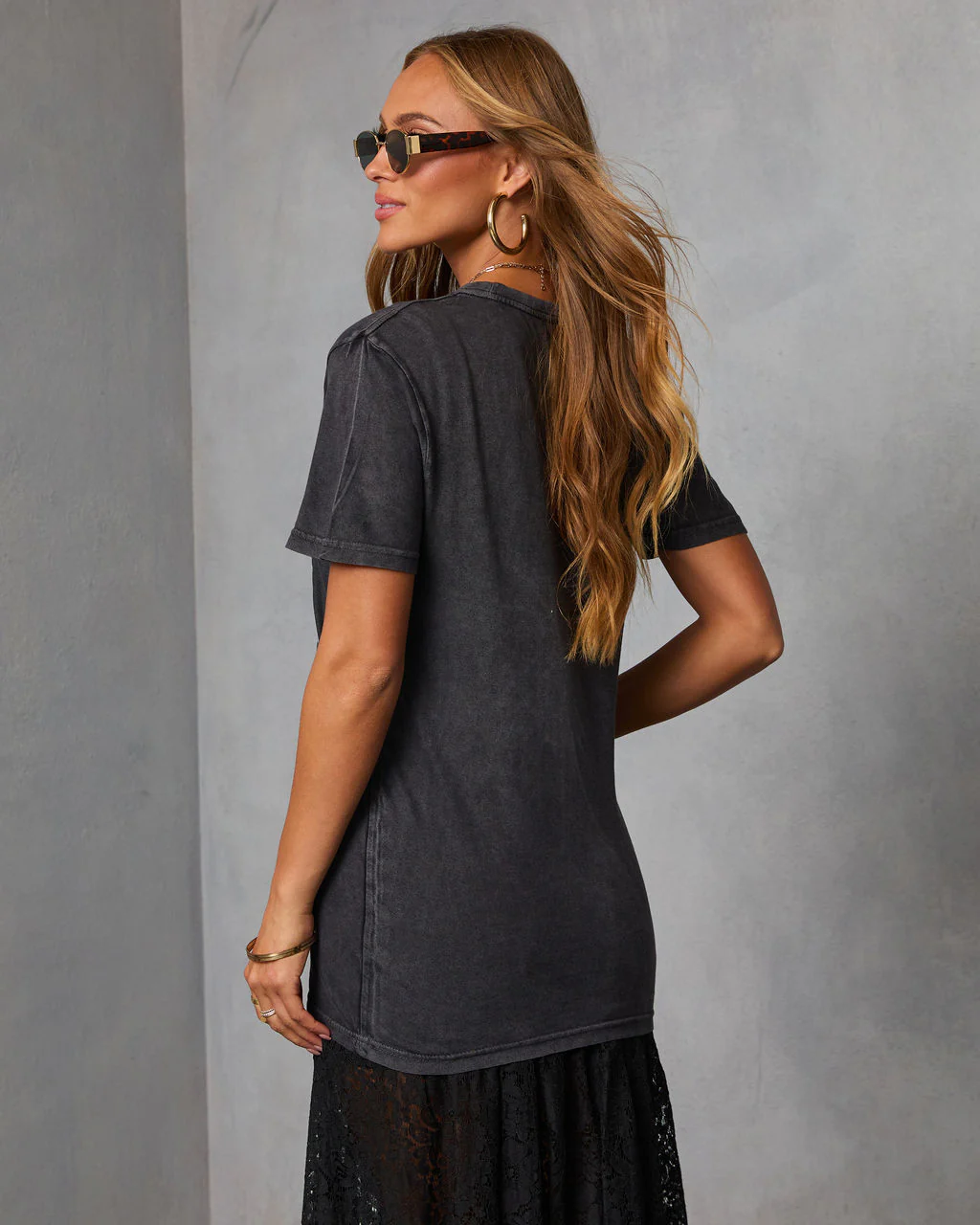 Skull Heart Short Sleeve Graphic Tee - Image 4